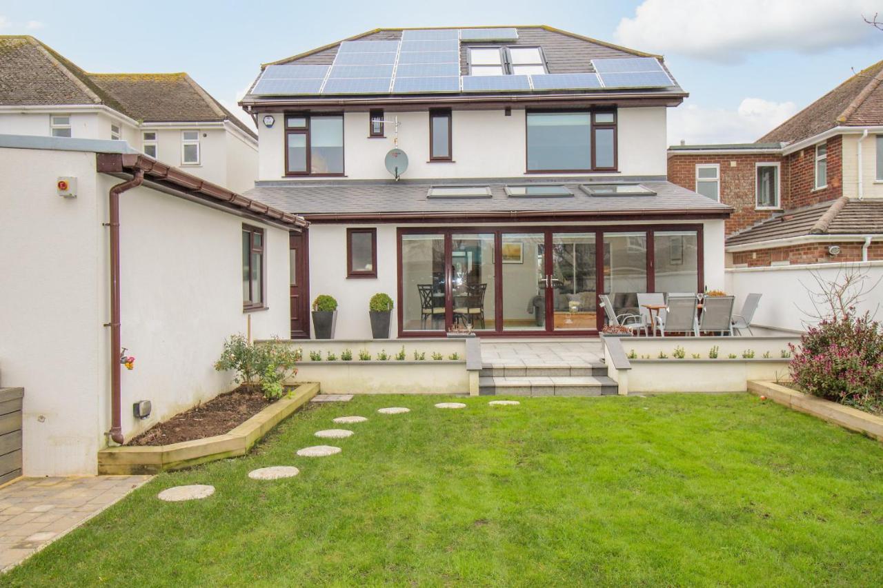 Family House Villa Weymouth Bagian luar foto