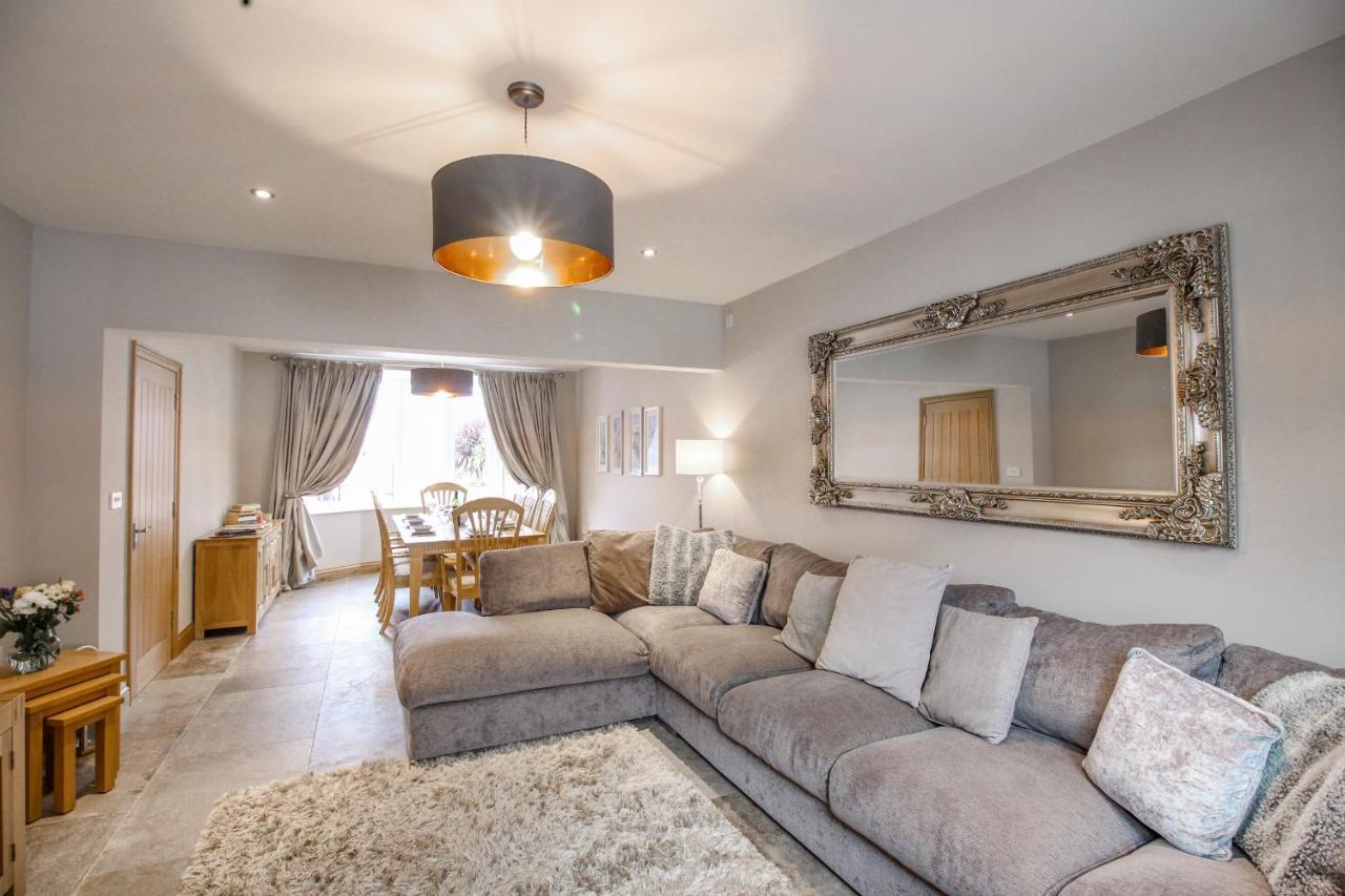 Family House Villa Weymouth Bagian luar foto