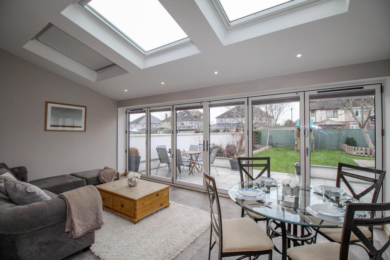 Family House Villa Weymouth Bagian luar foto