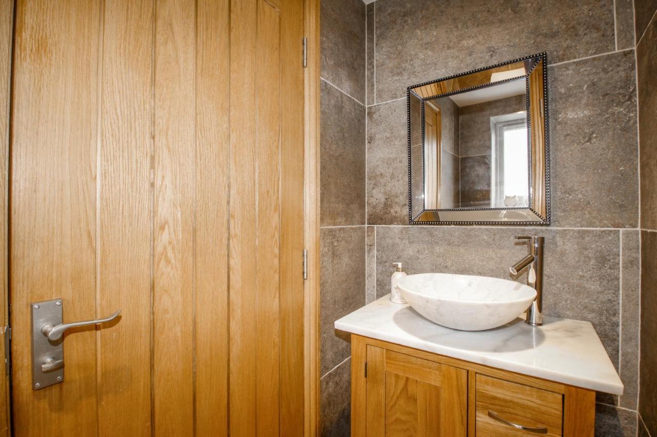Family House Villa Weymouth Bagian luar foto