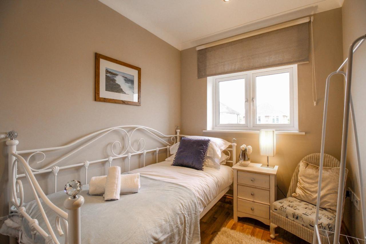 Family House Villa Weymouth Bagian luar foto
