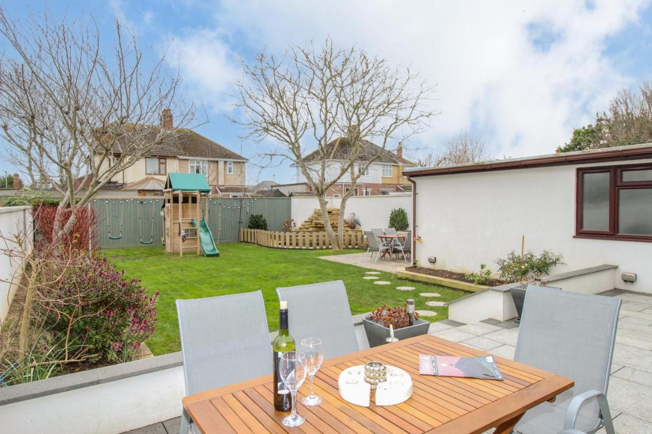 Family House Villa Weymouth Bagian luar foto