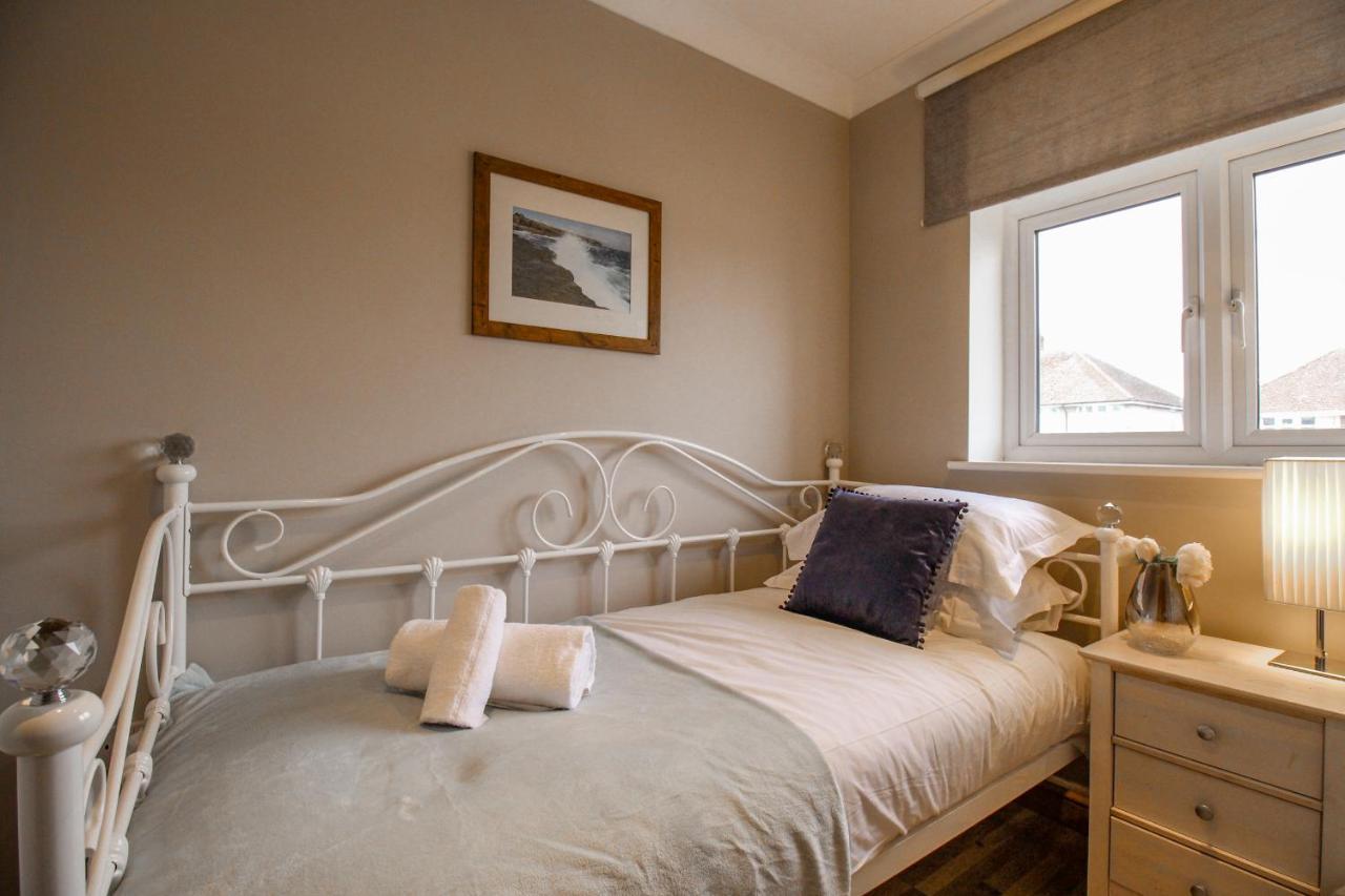 Family House Villa Weymouth Bagian luar foto