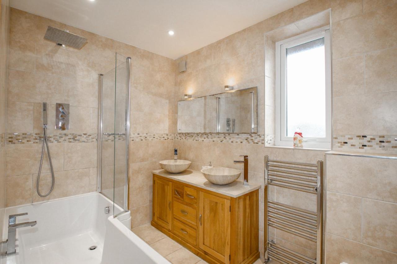 Family House Villa Weymouth Bagian luar foto