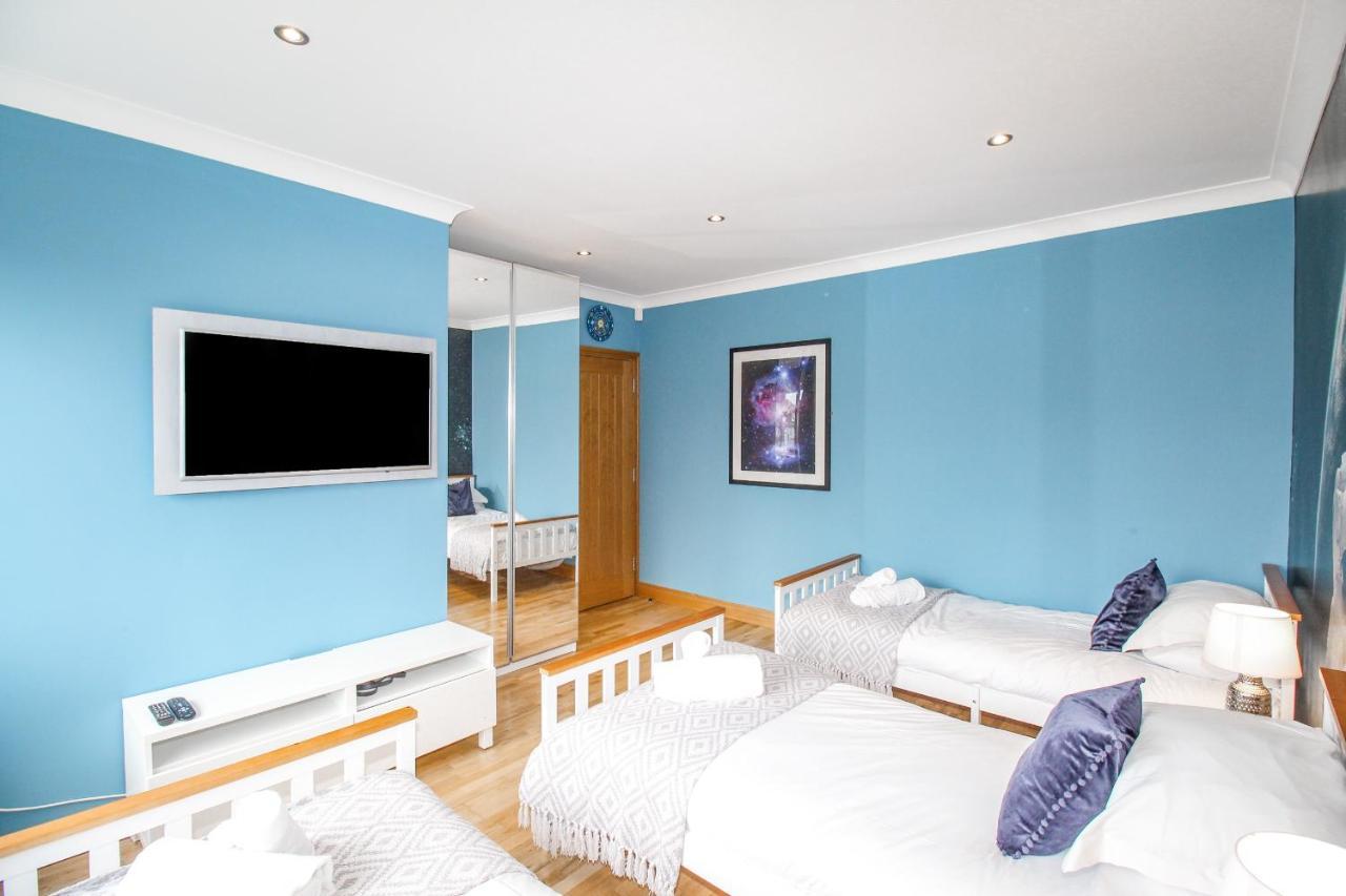 Family House Villa Weymouth Bagian luar foto